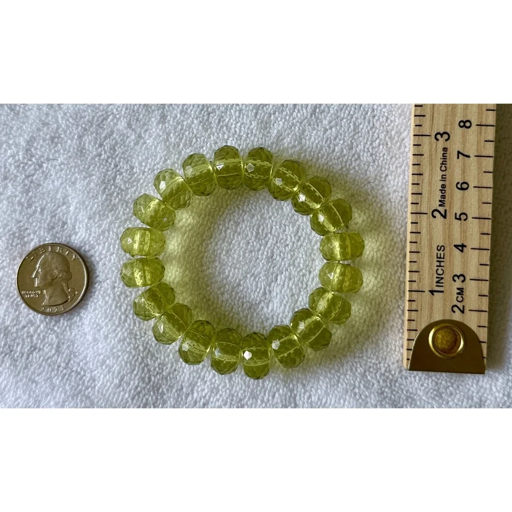 Boho Faceted Peridot Green Glass Bead Stretch Bracelet Geometric Crystal Style